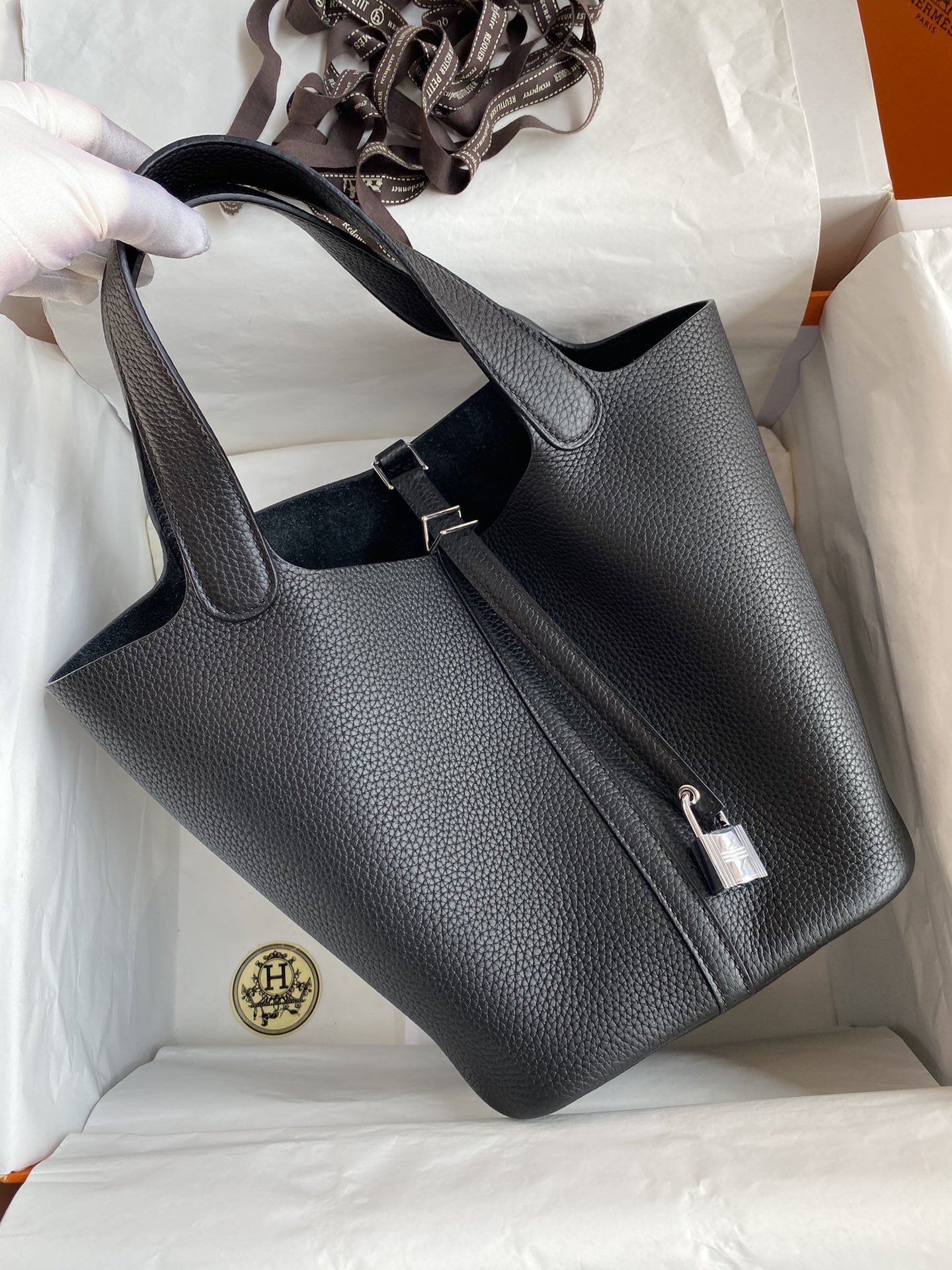 Hermes Picotin Lock 22 Bag In Black Clemence Leather